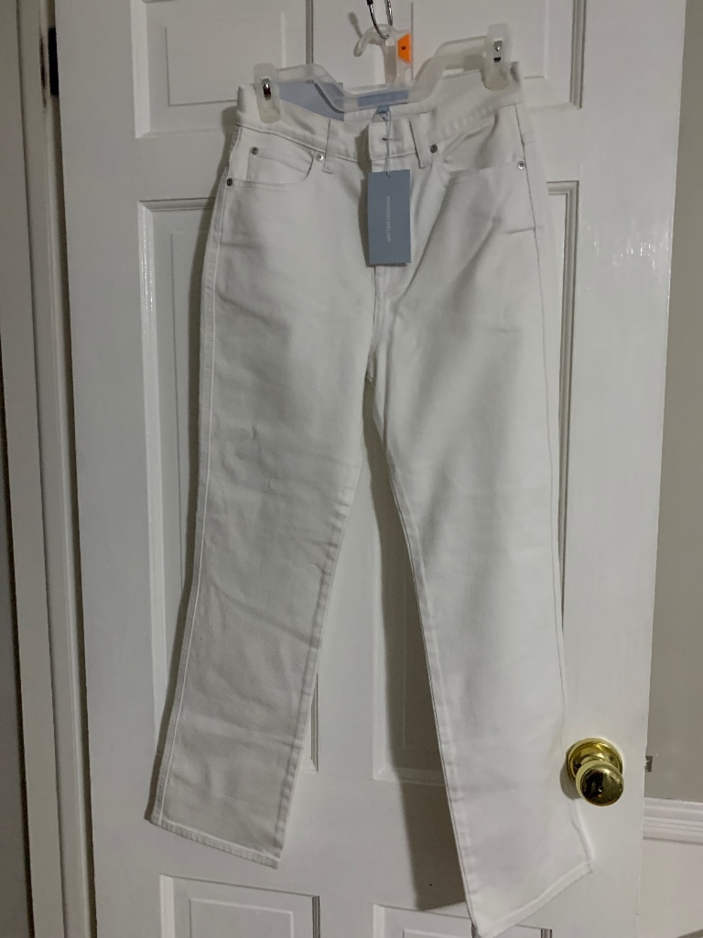 NWT Antonio Melani Amanda Straight high rise white jean